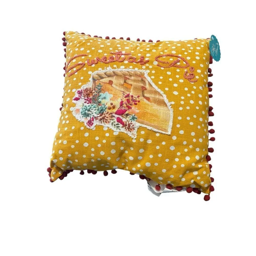 Pioneer Woman Dog Charlie Howdy Sweet as Pie Decorative Throw Pillow Set of 3